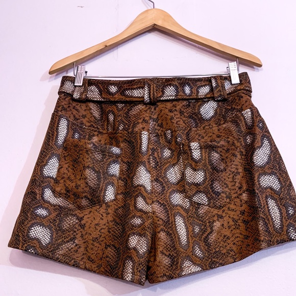 SNAKE PRINT high waist shorts - size M - Bronze/Brown - Leather Like - Picture 3 of 11
